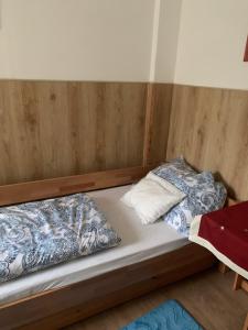 Postel nebo postele na pokoji v ubytování Margaréta Vendégház