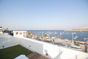 balcone con vista sull'oceano di VILLA JOSEPH a San Pawl il-Baħar