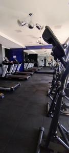 Fitnesscentret og/eller fitnessfaciliteterne på Excelente Studio Completo Centro Curitiba - Ar Condicionado - 7th Avenue