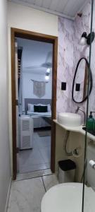 Kúpeľňa v ubytovaní Residencial suíte Arraial