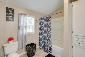 A bathroom at Pet-Friendly Corbin Vacation Rental about 4 Mi to Town