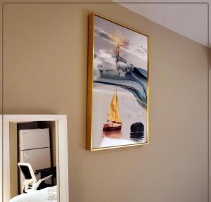 una imagen enmarcada de un velero en una pared en toronto midtown spacious room, en Toronto