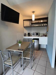 Kuchyň nebo kuchyňský kout v ubytování Hotel Quinta Luna Zacatlán