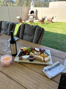 Gallery image of WineCountry Holiday House in Branxton