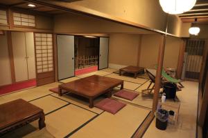 Fotografie z fotogalerie ubytování 貸切温泉風呂付 ゲストハウス璃洛-りらく- 石和温泉 日本式宿 健康朝食付 v destinaci Isawa