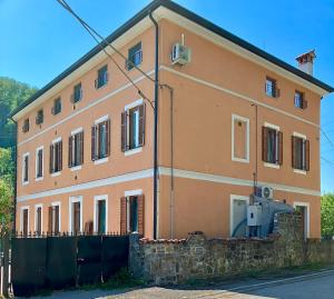 Budova, kde se apartmán nachází