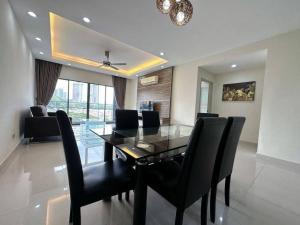 Posezení v ubytování SetiaWalk Puchong 8-10Pax 3R2B IOI Mall Sunway