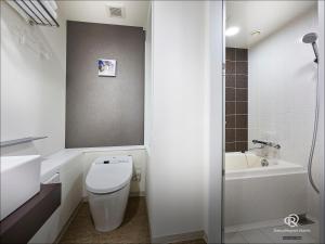 Ванная комната в Daiwa Roynet Hotel Kyoto Shijo Karasuma