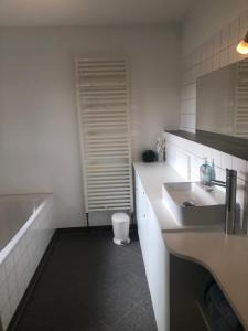 Gambar di galeri bagi Alterwanderweg Haus di Hamburg