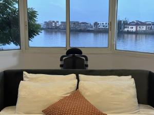 Guided Hospitality - Luxury Accommodations