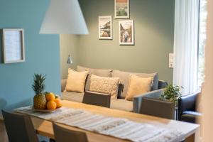 Istumisnurk majutusasutuses LITELIVING Familiensuite BoHo