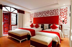 Katil atau katil-katil dalam bilik di La Beaute De Hanoi Hotel