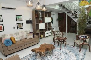 Cozy Bohemian Luxury In Lekki Phase 1 - Lagos