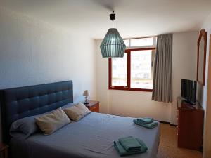 Posteľ alebo postele v izbe v ubytovaní NOG - La Nogalera, 2 dorm, 2 baños, Terraza, Piscina, Wifi