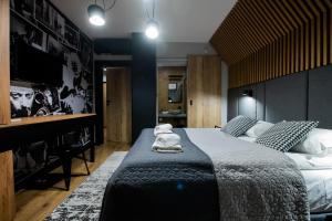 Postel nebo postele na pokoji v ubytování Dom z basenem Bałtów 22