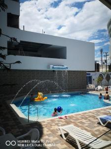 Bazén v ubytování Hotel Buenos Aires club inn nebo v jeho okolí