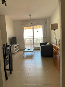 Posezení v ubytování Apartamento en la playa de Riumar