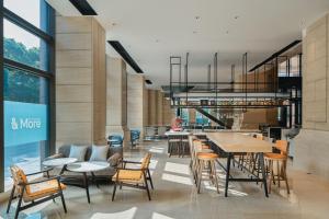 上海浦东滨江喜来登酒店的休息区