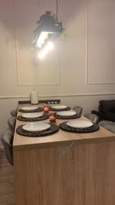A kitchen or kitchenette at 6 OSOBOWY apartament PREMIUM w KAMIENICY - CENTRUM