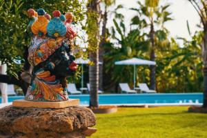 Bazén v ubytovaní Emesh Boutique Suite alebo v jeho blízkosti + 37 fotografií