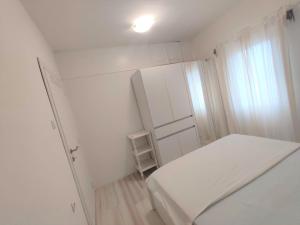 Postel nebo postele na pokoji v ubytování Summer House Hacienda, Pag - Miškovići