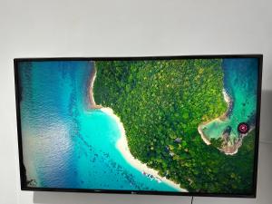 A television and/or entertainment centre at Low Island House
