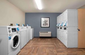 肯纳Extended Stay America Select Suites - New Orleans - Airport的相册照片