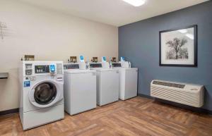 肯纳Extended Stay America Select Suites - New Orleans - Airport的相册照片
