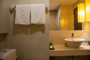 Fotografie z fotogalerie ubytování Chor Cher The Luxury Green Hotel - SHA Extra Plus v destinaci Bang Bo
