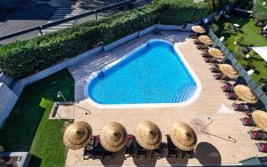 The swimming pool at or close to Hotel Nuevo Boston