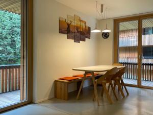 Fotografie z fotogalerie ubytování Ferienwohnung 3,5 Zimmer direkt an Ski- und Bikepiste v destinaci Flims