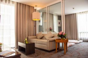 Posezení v ubytování Chor Cher The Luxury Green Hotel - SHA Extra Plus