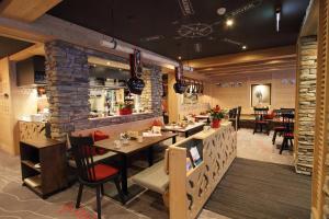 Εστιατόριο ή άλλο μέρος για φαγητό στο Hotel Central Wolter - Grindelwald