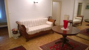 A seating area at In Venice Back To San Marco tourist apartment
