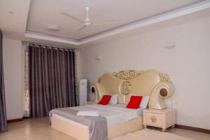 Svetainės erdvė apgyvendinimo įstaigoje Lux Suites Antalya Luxury Apartments