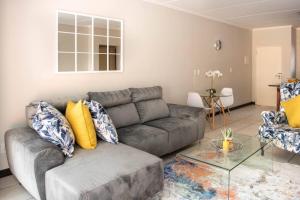 SandownにあるStunning 2 bed modern apartmentのギャラリーの写真