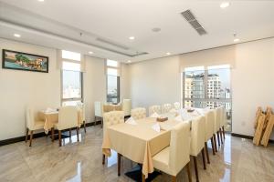Restavracija oz. druge možnosti za prehrano v nastanitvi Tamarind Danang Beach Hotel