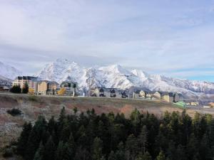 Fotografia z galérie ubytovania Appartement 8 pers. à Peyragudes avec terrasse, parking gratuit et avantages location ski - FR-1-695-5 v destinácii Germ