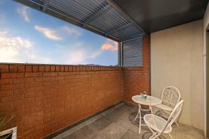 Rõdu või terrass majutusasutuses Railway Motel Myrtleford