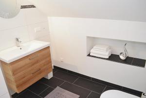 Łazienka w obiekcie Appartement Mauterndorf