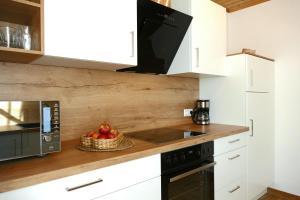 Kuchnia lub aneks kuchenny w obiekcie Appartement Mauterndorf