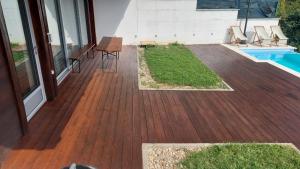 Bazén v ubytování ZAGREB HOUSE MEDVEŠČINA/WITH POOL nebo v jeho okolí