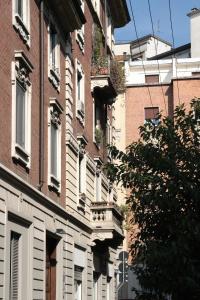 The building in which Az apartmant is located