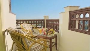 A balcony or terrace at Teba Hotel Ras Elbar