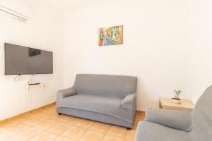 TV a/nebo společenská místnost v ubytování Entreplayas Benidorm