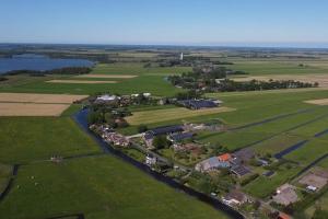 Fotografie z fotogalerie ubytování Luxe woonboerderij in de natuur. v destinaci Nieuwkoop