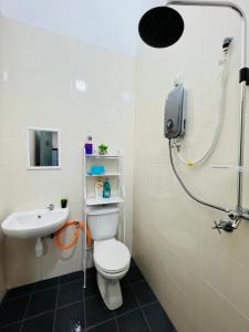 Vonios kambarys apgyvendinimo įstaigoje Khalish homestay