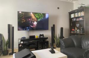 TV i/ili multimedijalni sistem u objektu Private room