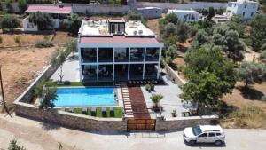 Fotografie z fotogalerie ubytování Chic Flat w Pool Patio Garden in Bodrum v destinaci Çiftlikköy
