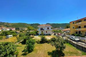 a view of a house in a small town at Campus Dei - Tropea Rooms in Tropea